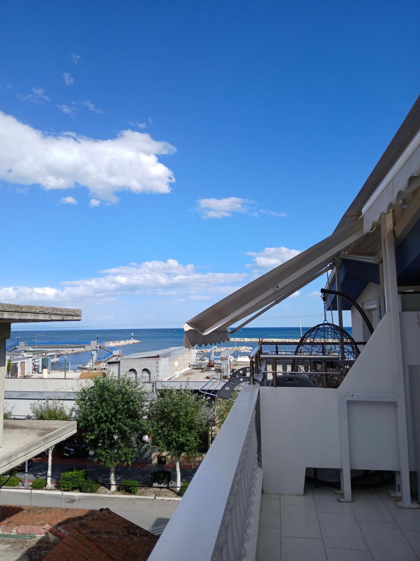 Apartmani Dedalus Paralía Dış mekan fotoğraf